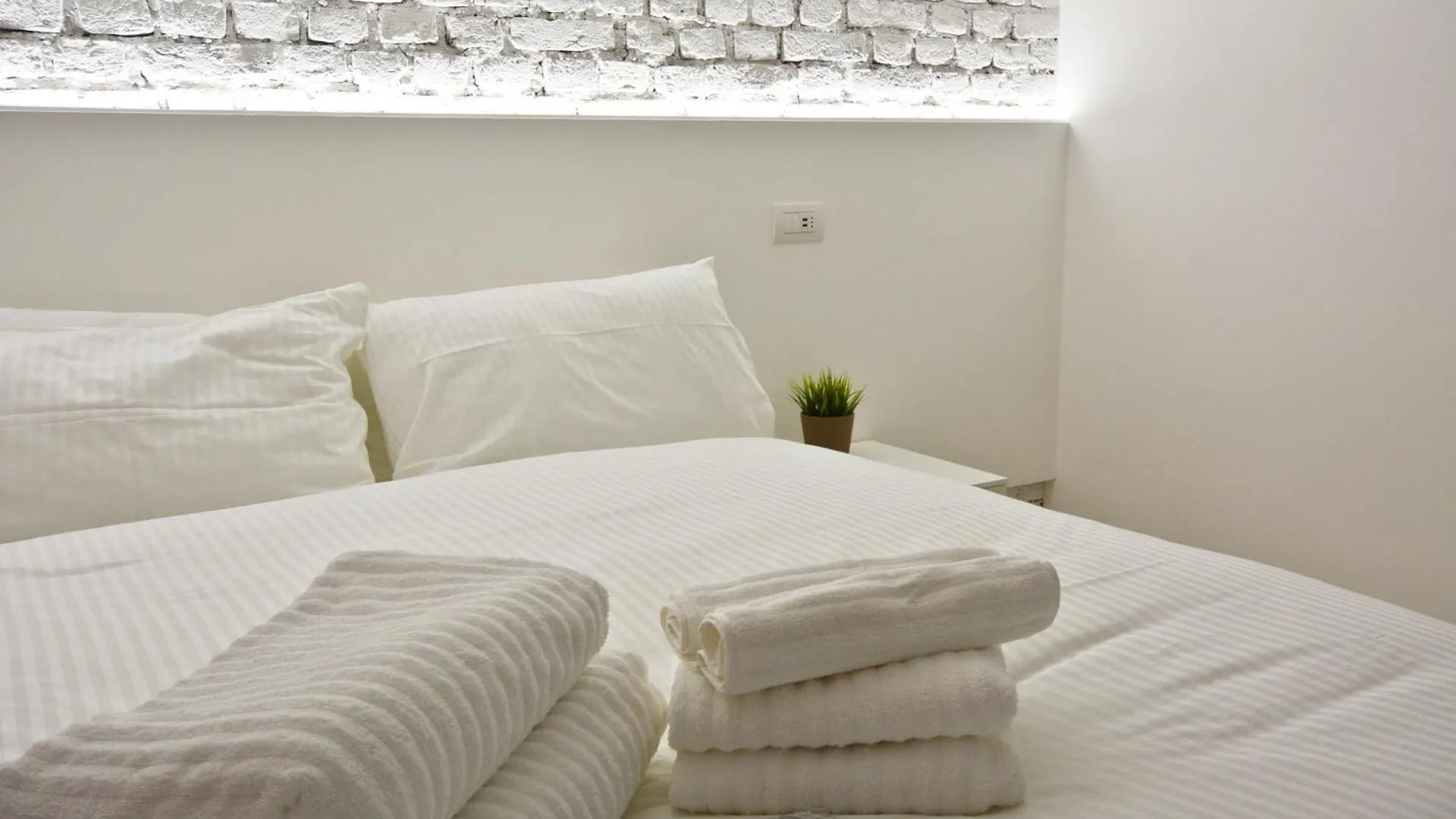 Milano Apartments Lombardini 1 0*, Milánó Olaszország