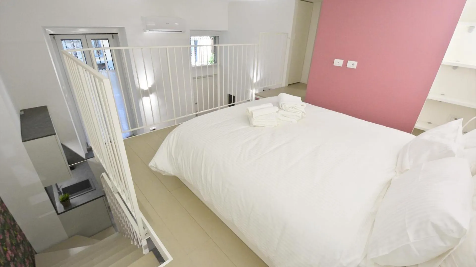 Milano Apartments Lombardini 1  Milánó