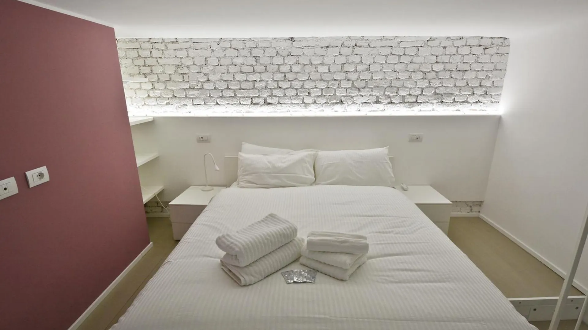 Milano Apartments Lombardini 1 0*,